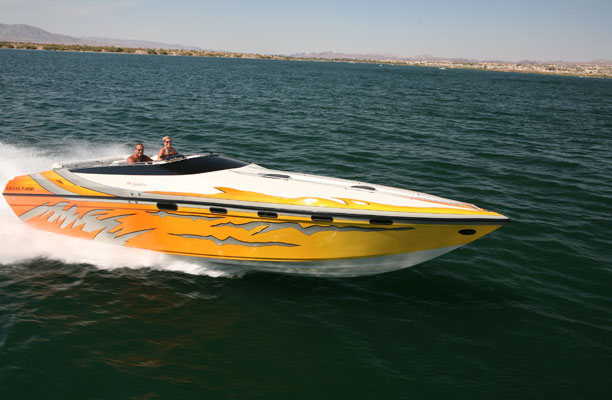 34 Offshore Closed Bow
